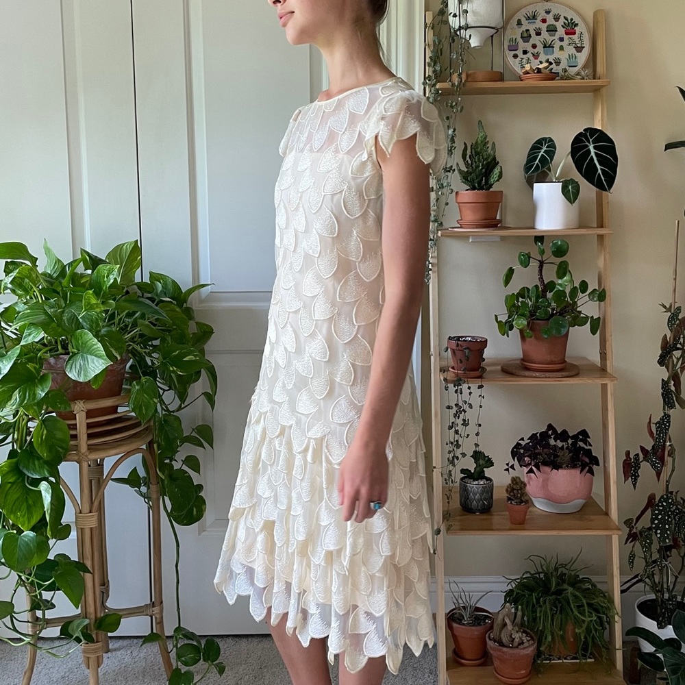 Vintage Ruffled Dress - Picture 2 of 16